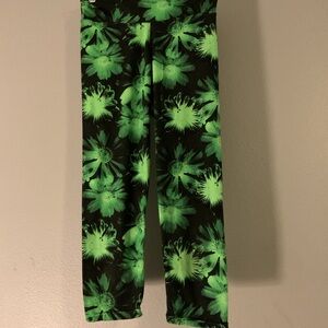 Women’s Capris leggings!🌷